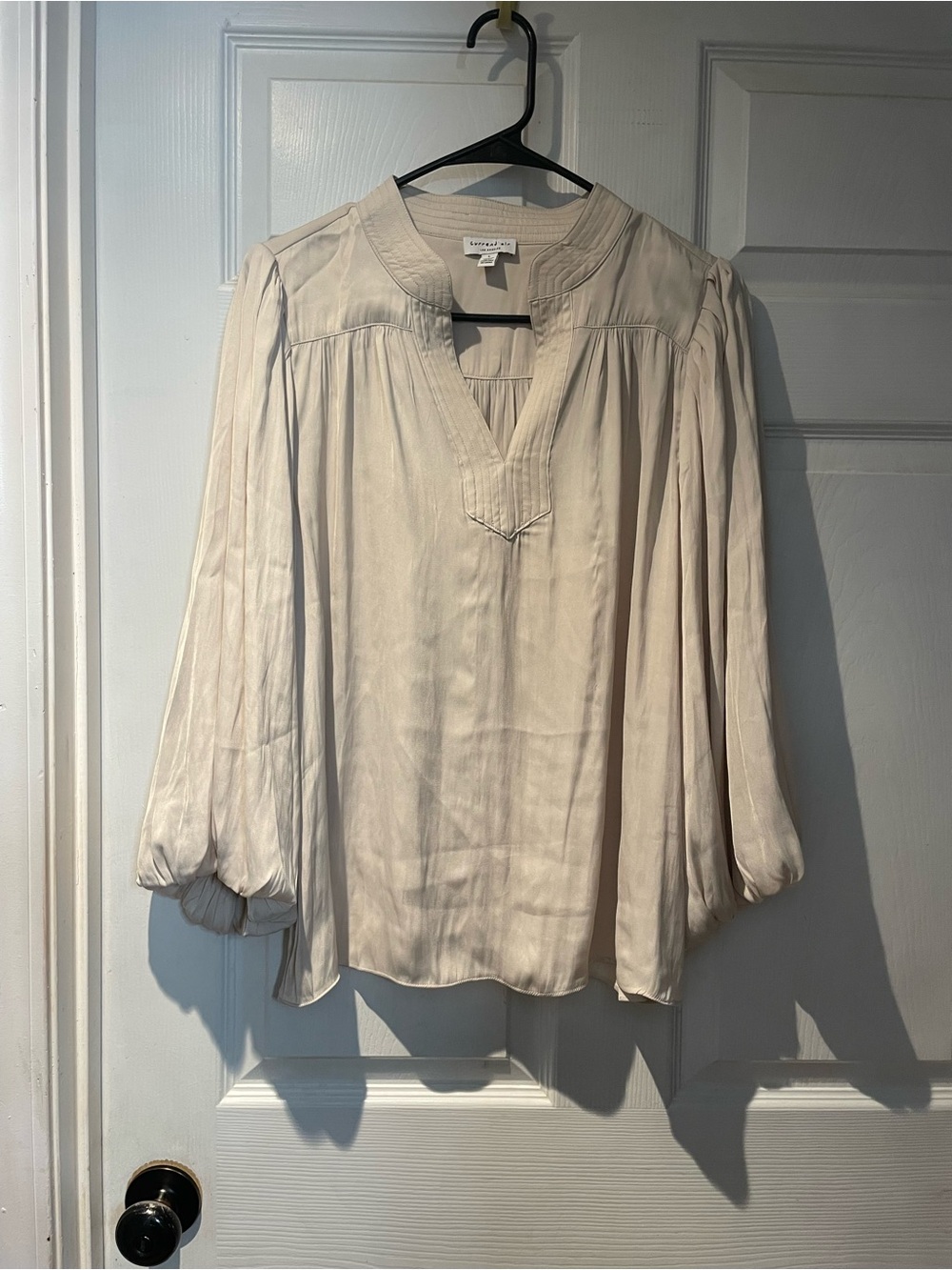 Current Air Soft Cream V-Neck Peasant Blouse Large